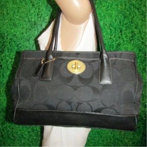 Coach shoulder bag